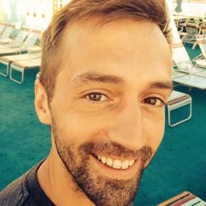 Meet your Posher, Aaron